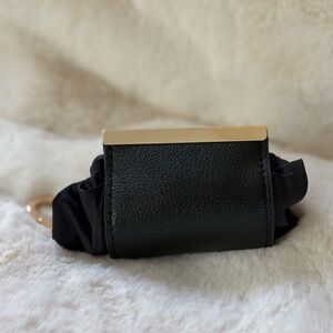 Black & Gold Accent Womens Portable Reusable Bag